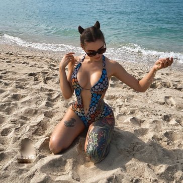 Тома Жданова