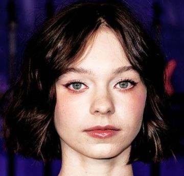 Эмма Майерс