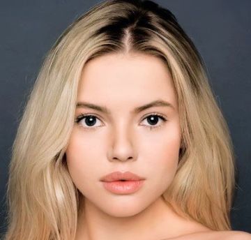 Софья Лобанова