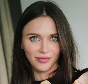 Наташа Шелягина