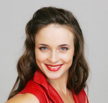 Анна Снаткина