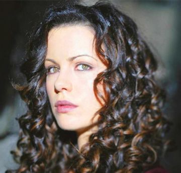 Антония Сантилли