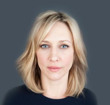 Вера Фармига